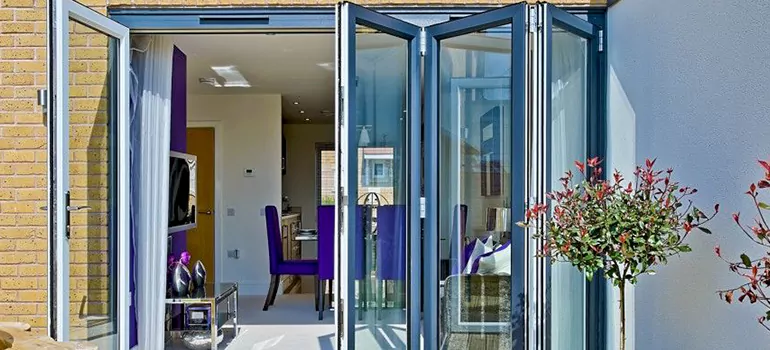 Commercial Door Glass Repair in Ojus, FL