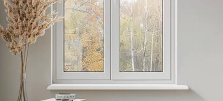 Vinyl Window Stool in Ojus, FL